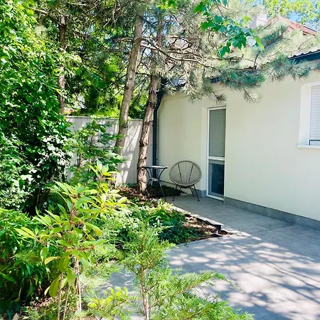 Lakeside Next To In Apartment Balatonlelle