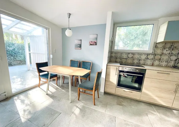Apartamento Lakeside Next To In *